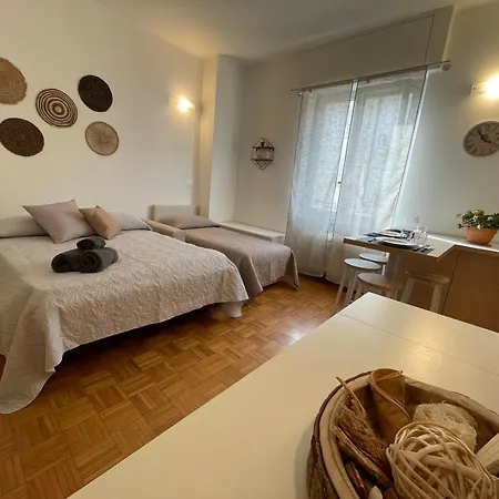 In Centro - * Αλάσιο